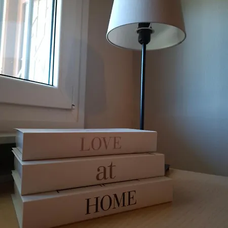 Titi's Οφρύνιο